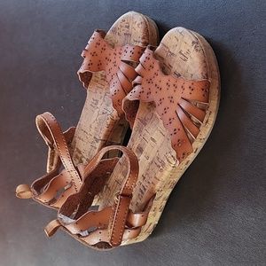 Old Navy Sandals (Size 11)